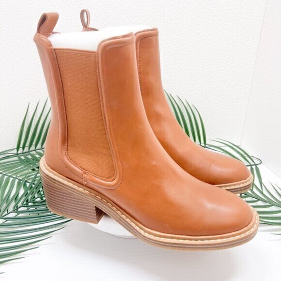 STEVEN NEW YORK Cabell Chelsea Boots Size 6.5M Tan Round Toe Block Heel NWOB - Picture 1 of 13